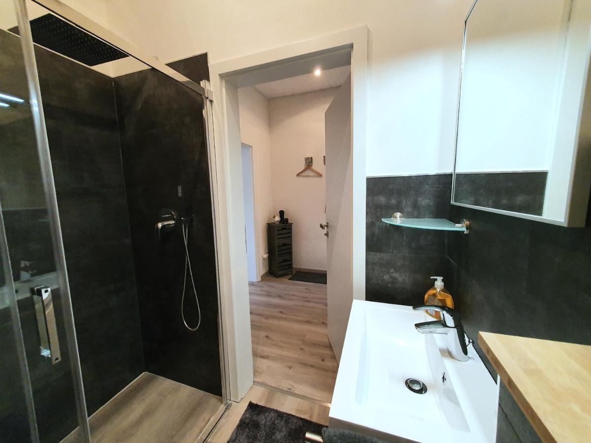 Moderne Wohlfuehloase Zentral In Seenaehe - Pillow Menu, 2 Stk 55" Smart Tvs, Netflix, Disneyplus Uvm Wetter  Zewnętrze zdjęcie